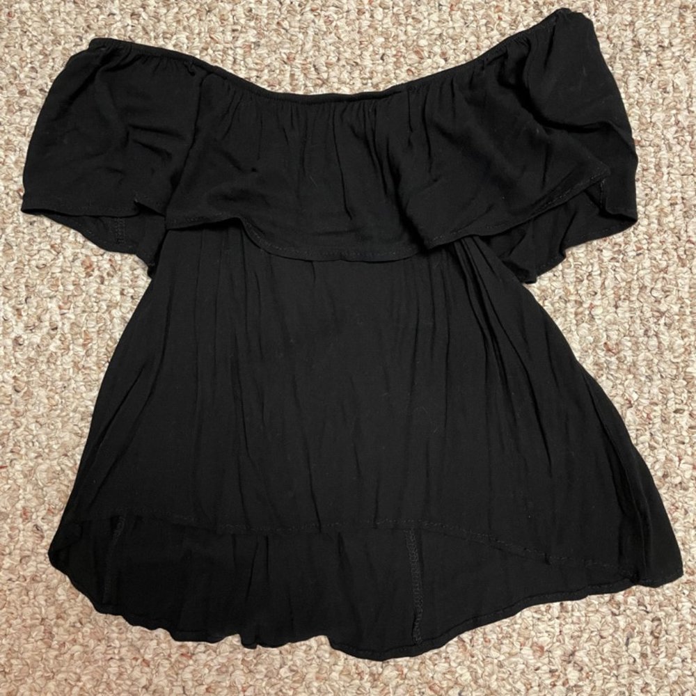Impeccible Pig medium black off-the-shoulder top